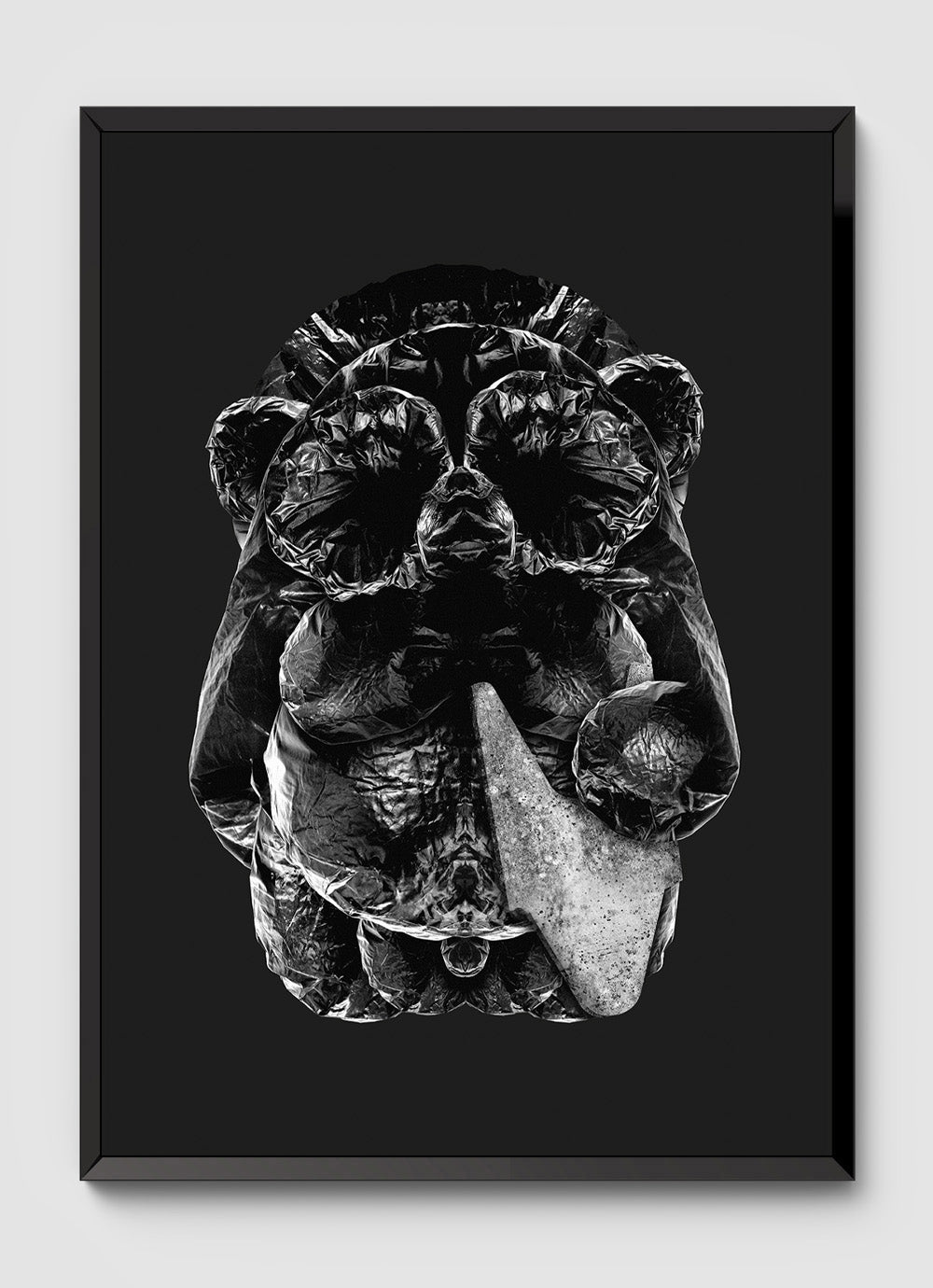 TRASH TANUKI - BLACK